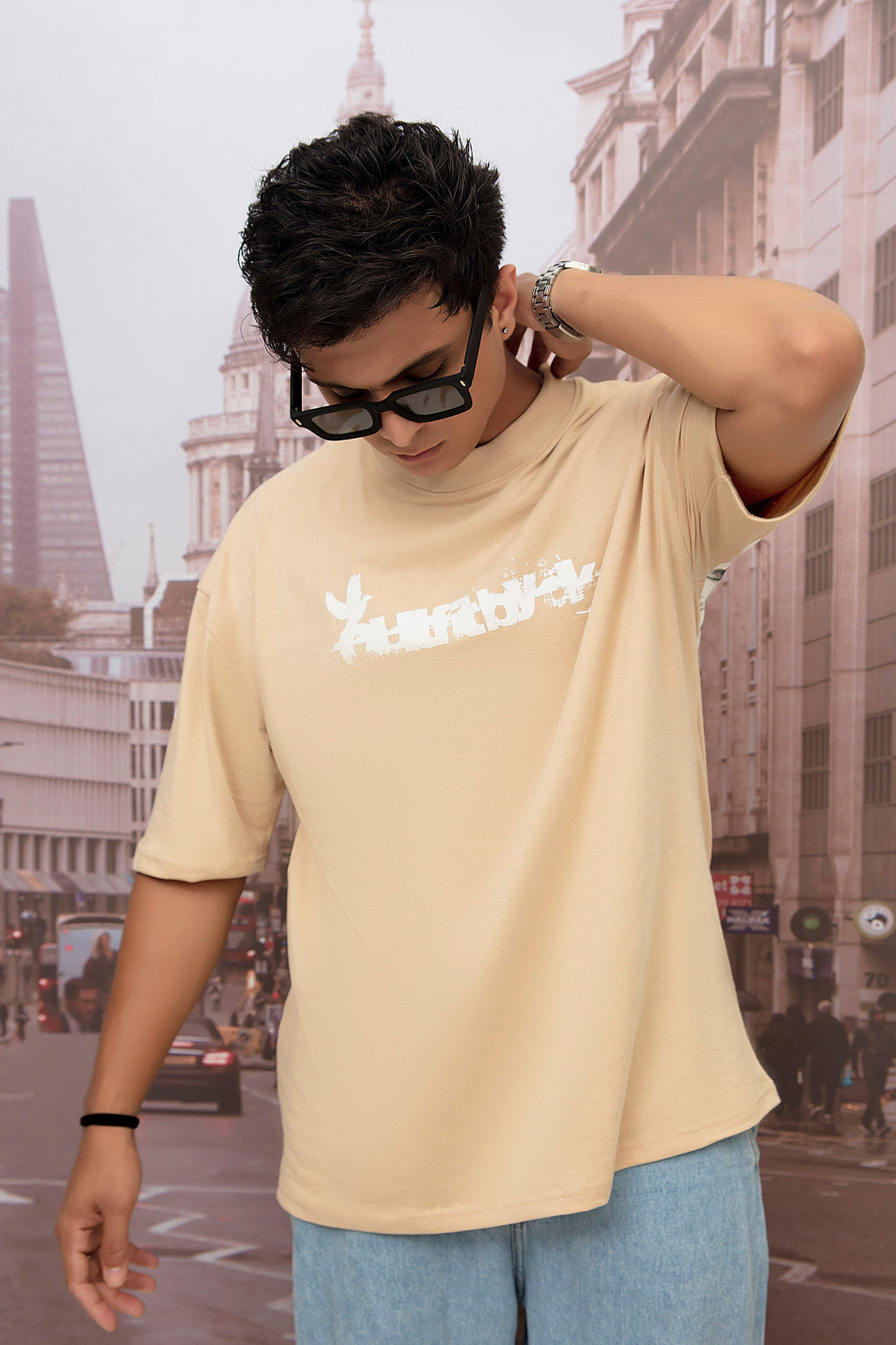 – PIGEON OVERSIZED TEES –