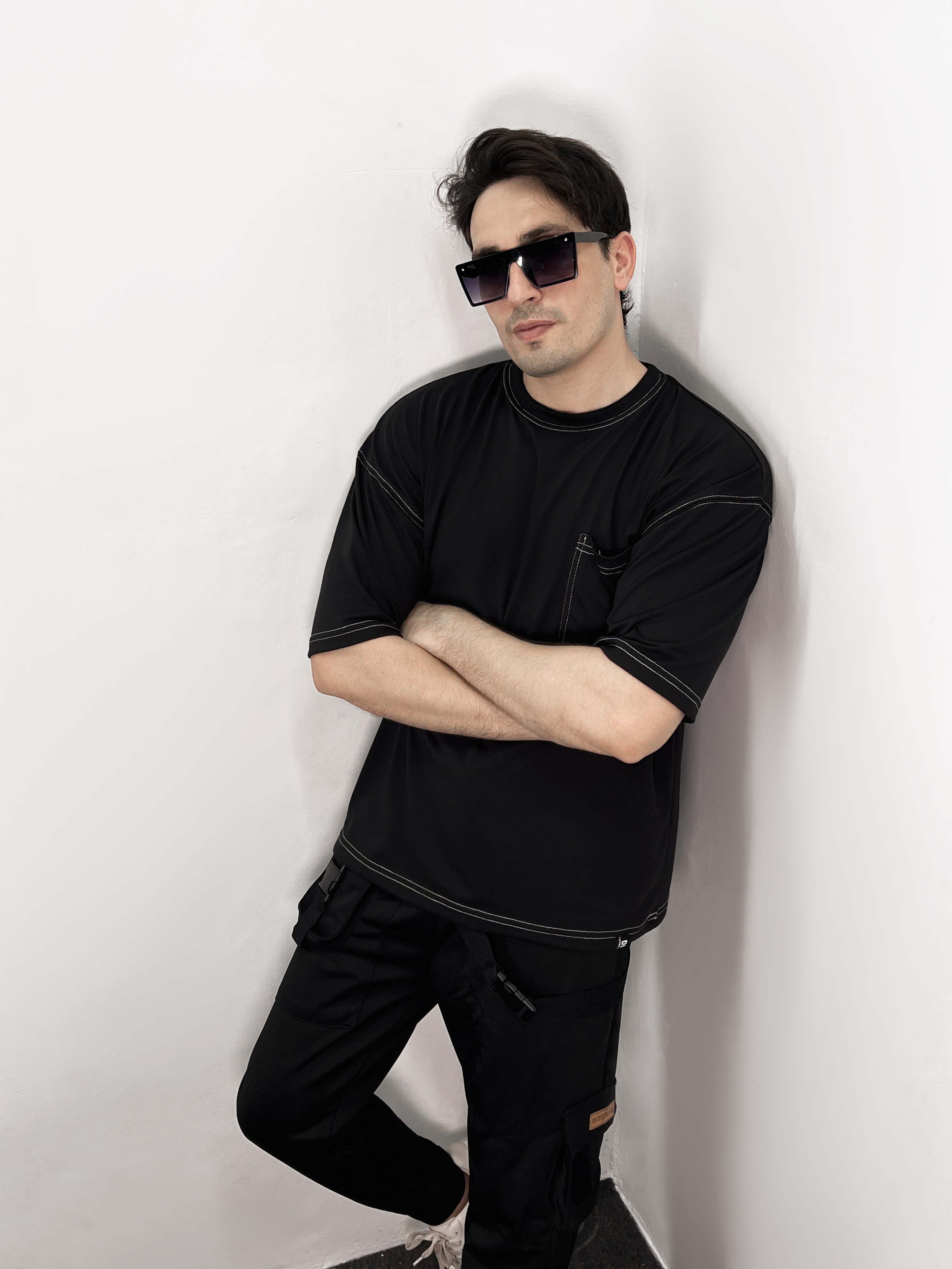 – CONTRAST STITCH OVERSIZES TEES –