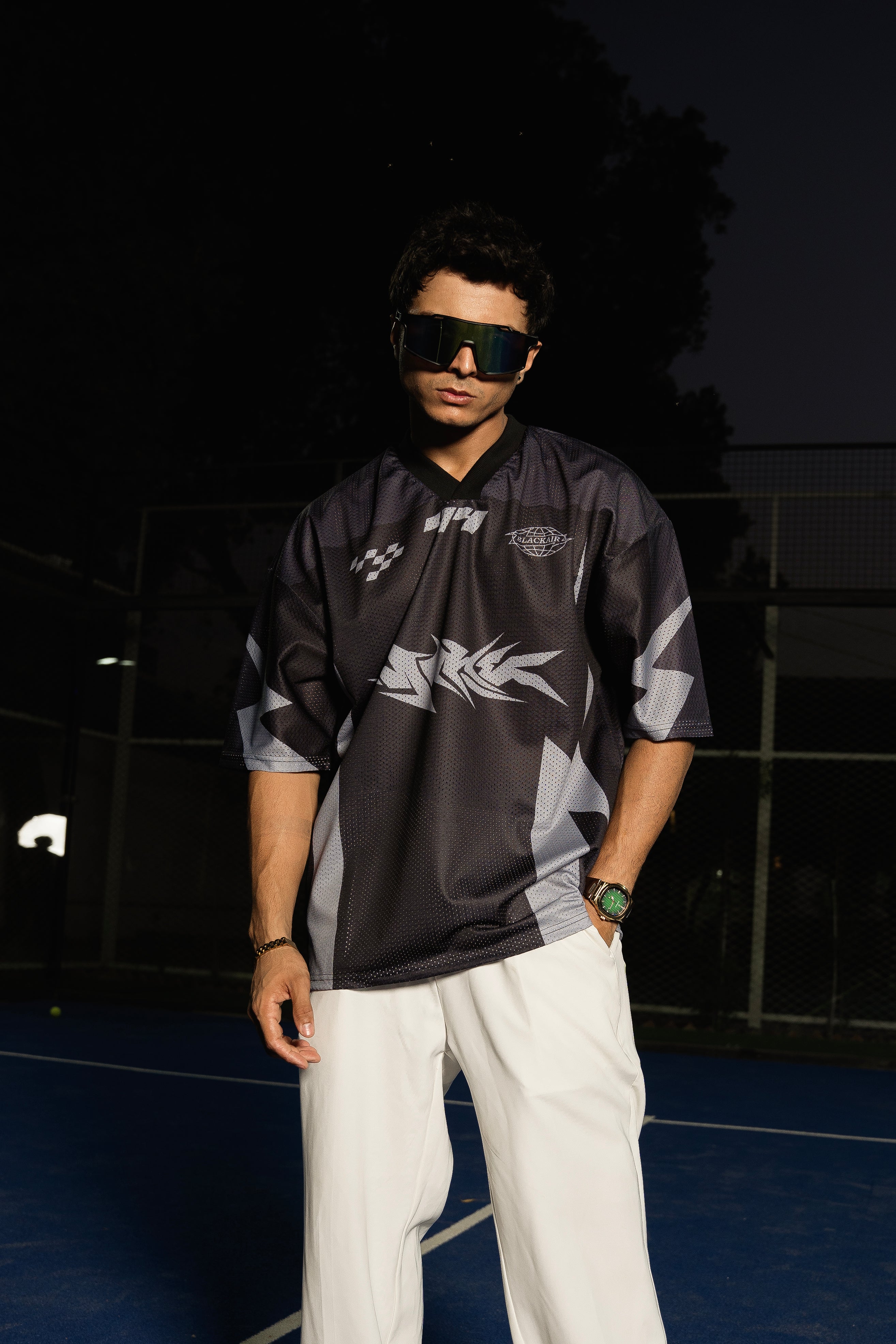 – BLACKAIR BOXY FIT TEE –