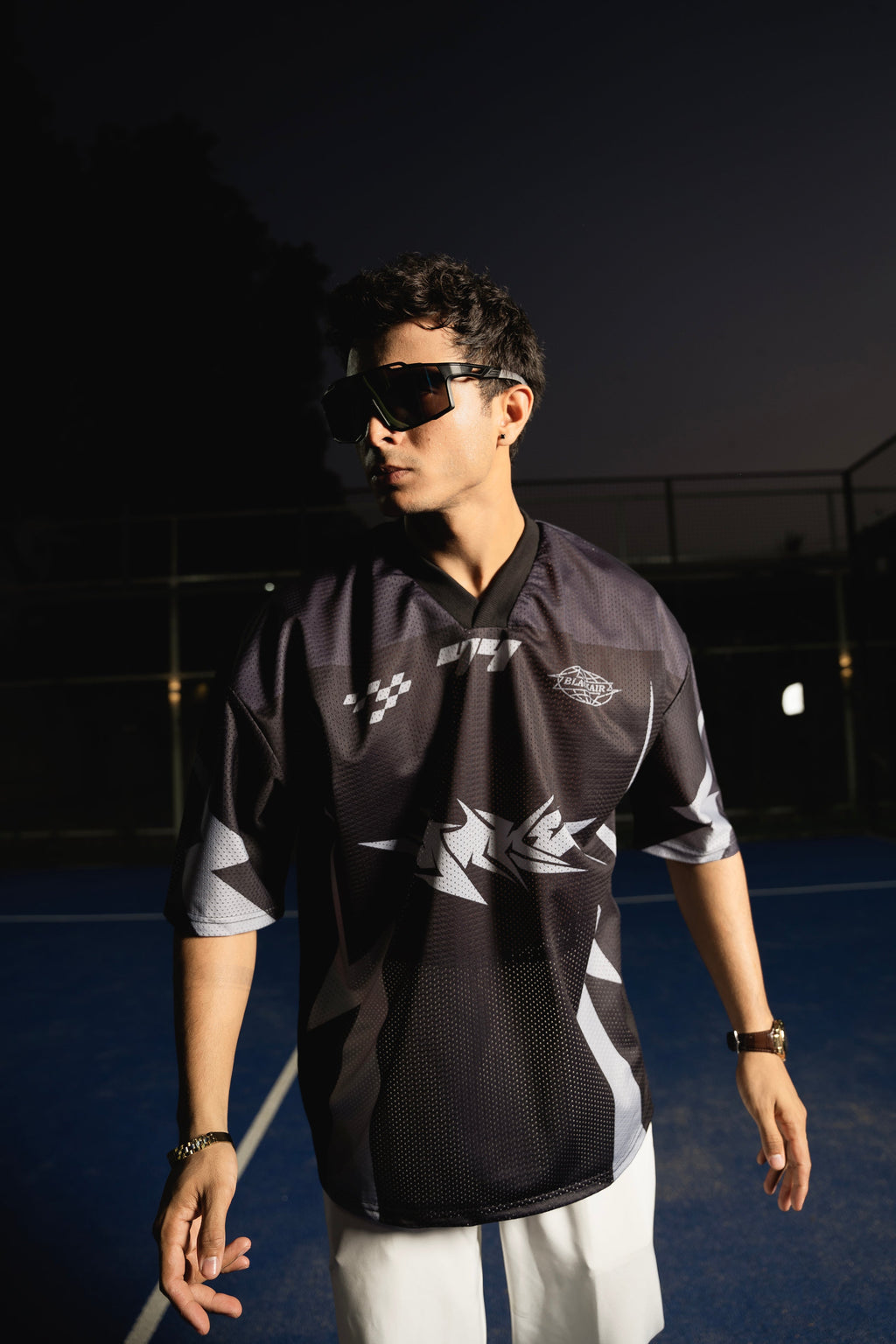 – BLACKAIR BOXY FIT TEE –