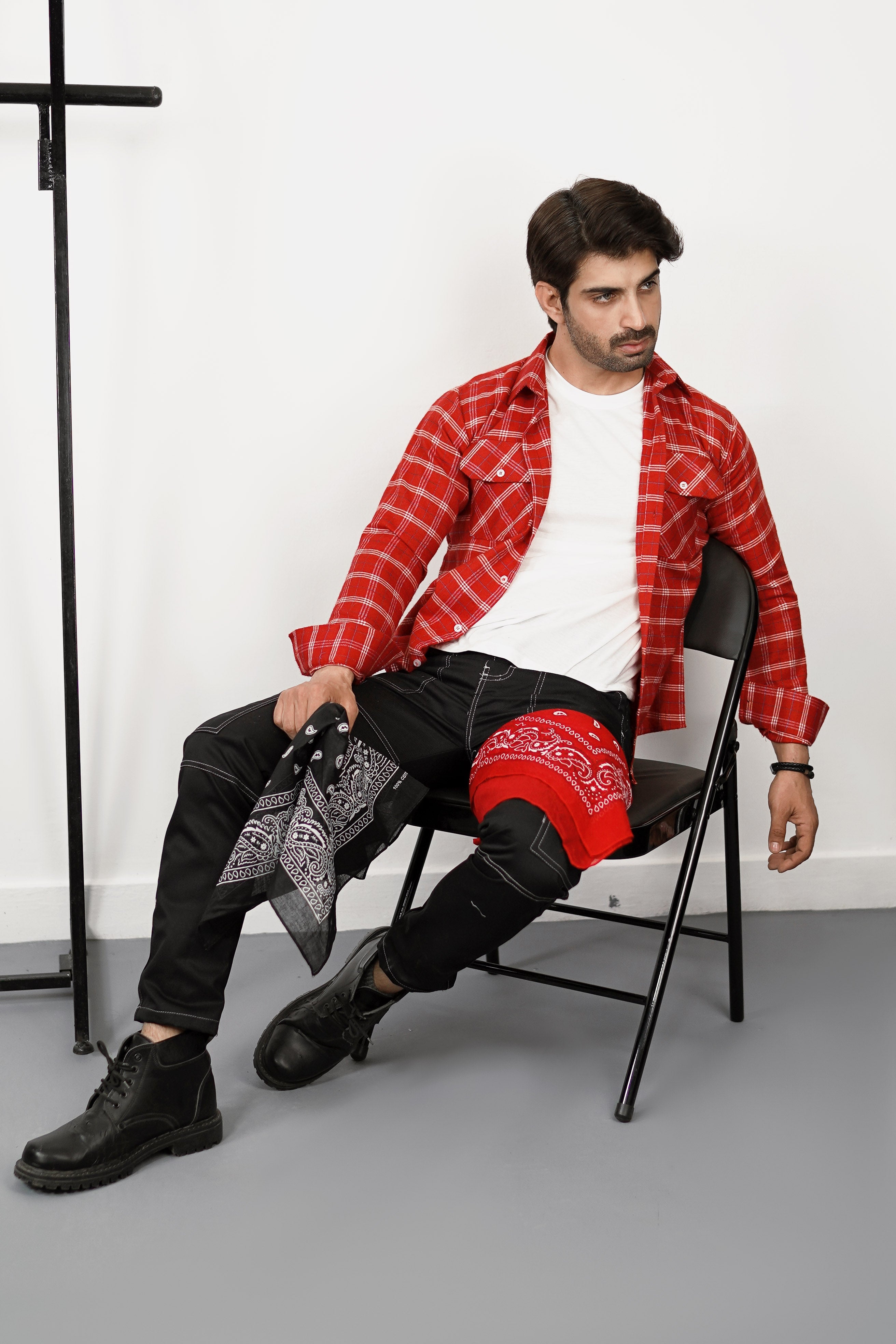 - BOLD DUPPLIN RED SHIRT -